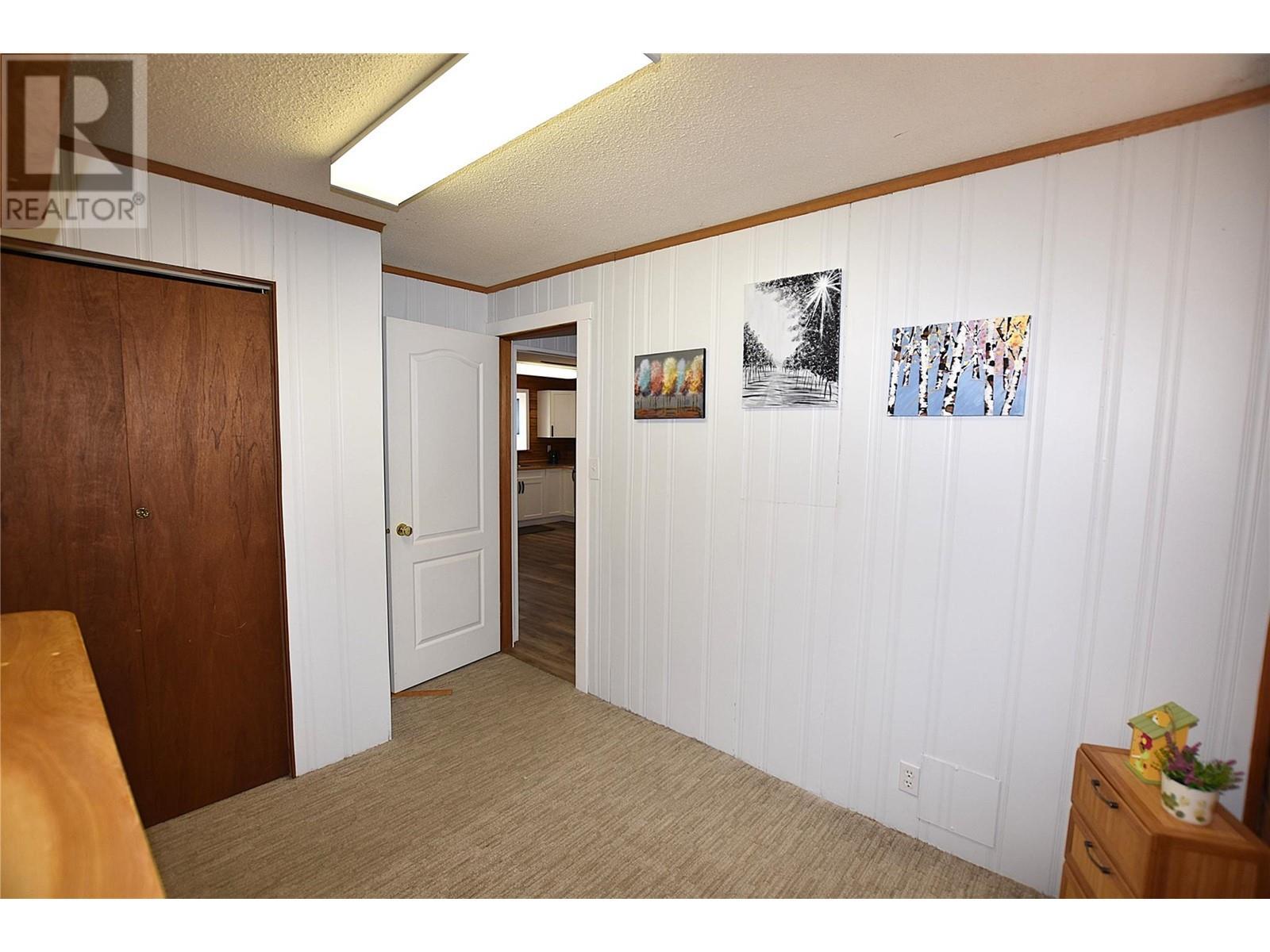 












36 Lakeshore Drive

,
Vernon,




British Columbia
V1H2A1

