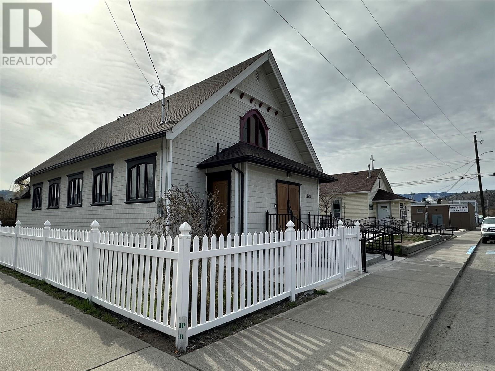 












1998 CHAPMAN Street

,
Merritt,




British Columbia
V1K1B8

