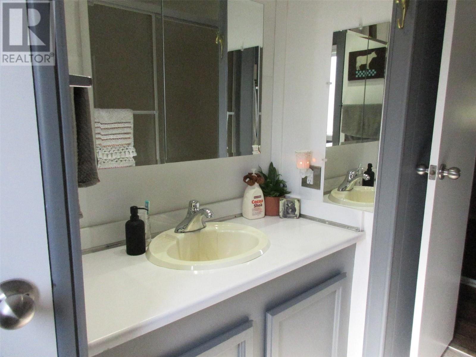 












1098 Houston Street Unit# 16

,
Merritt,




British Columbia
V1K1C3

