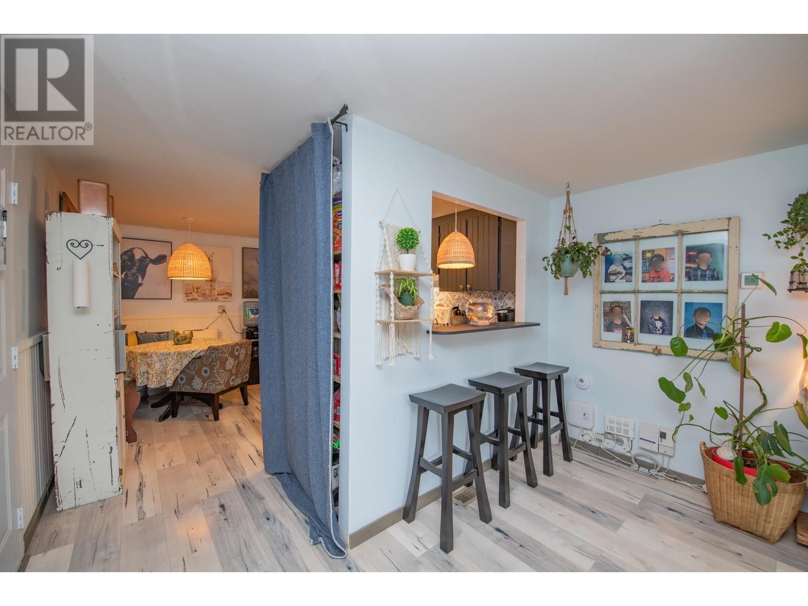 












446 Mabel Lake Road Unit# C5

,
Lumby,




British Columbia
V0E2G5


