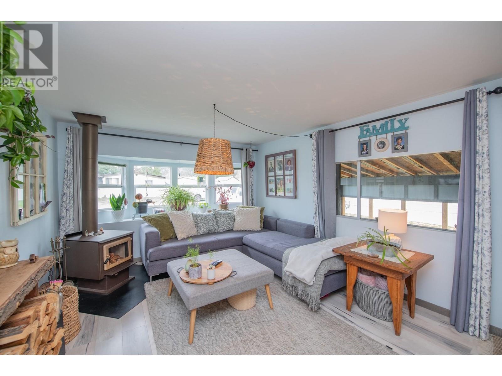 












446 Mabel Lake Road Unit# C5

,
Lumby,




British Columbia
V0E2G5

