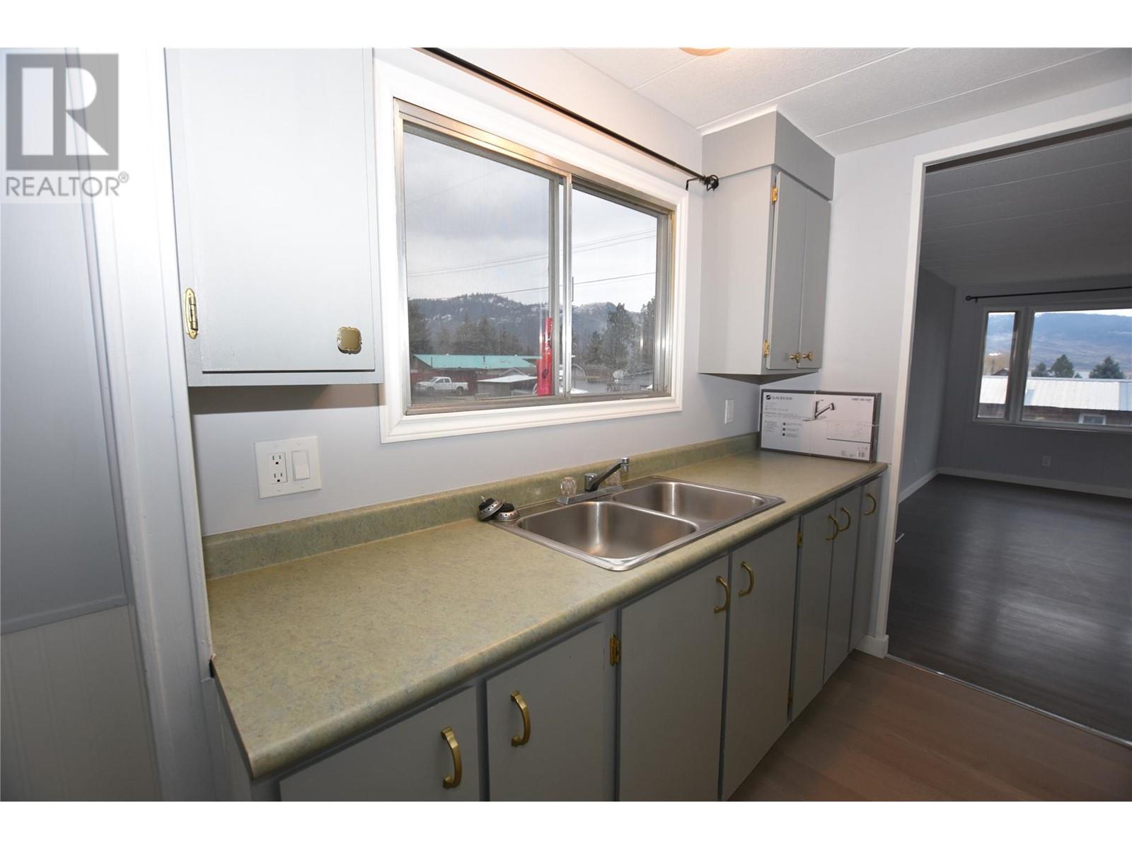 












64 Jenny's Lane

,
Vernon,




British Columbia
V1H2G6

