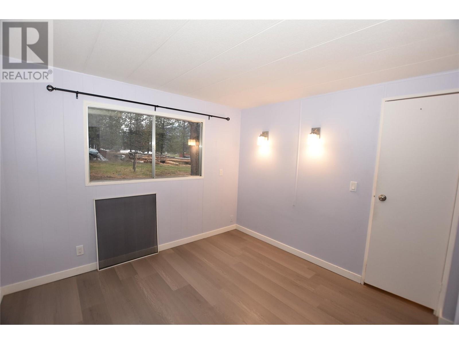 












64 Jenny's Lane

,
Vernon,




British Columbia
V1H2G6

