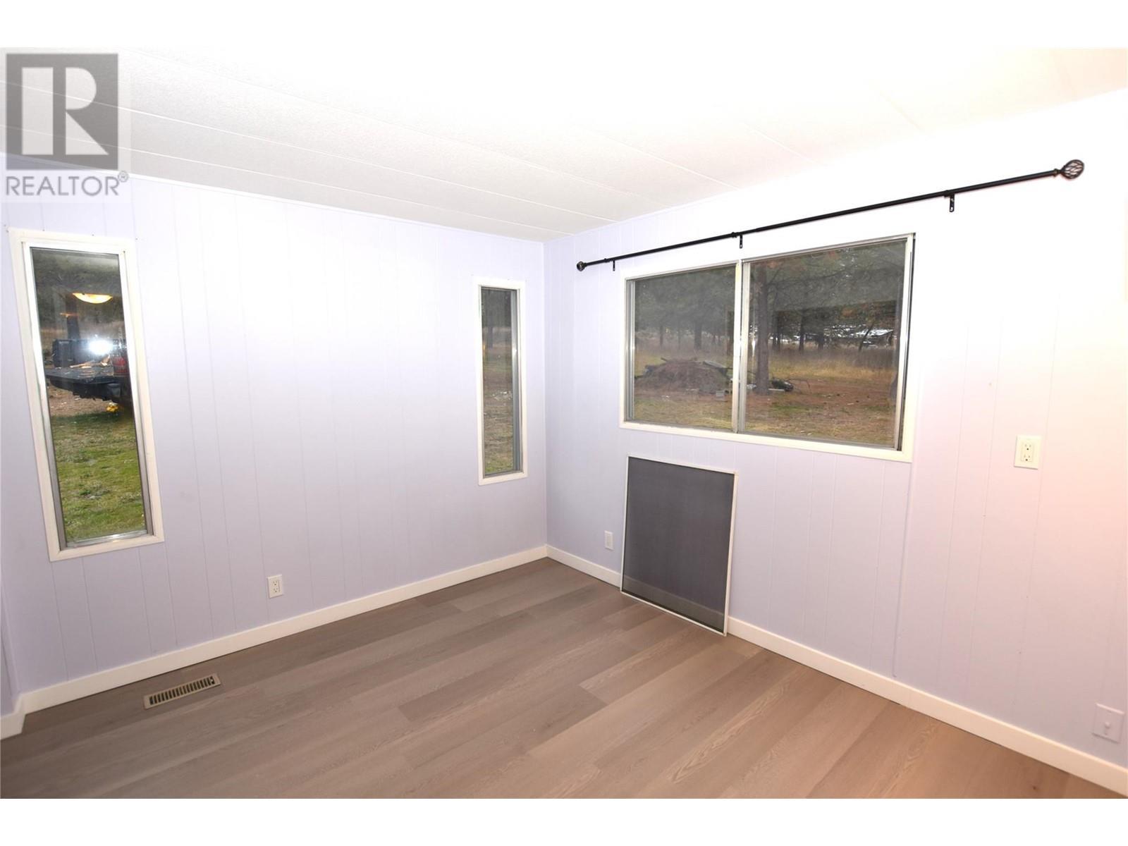












64 Jenny's Lane

,
Vernon,




British Columbia
V1H2G6


