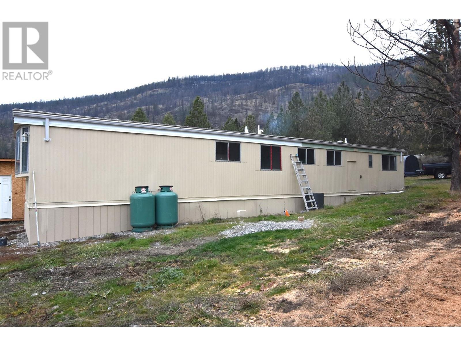 












64 Jenny's Lane

,
Vernon,




British Columbia
V1H2G6

