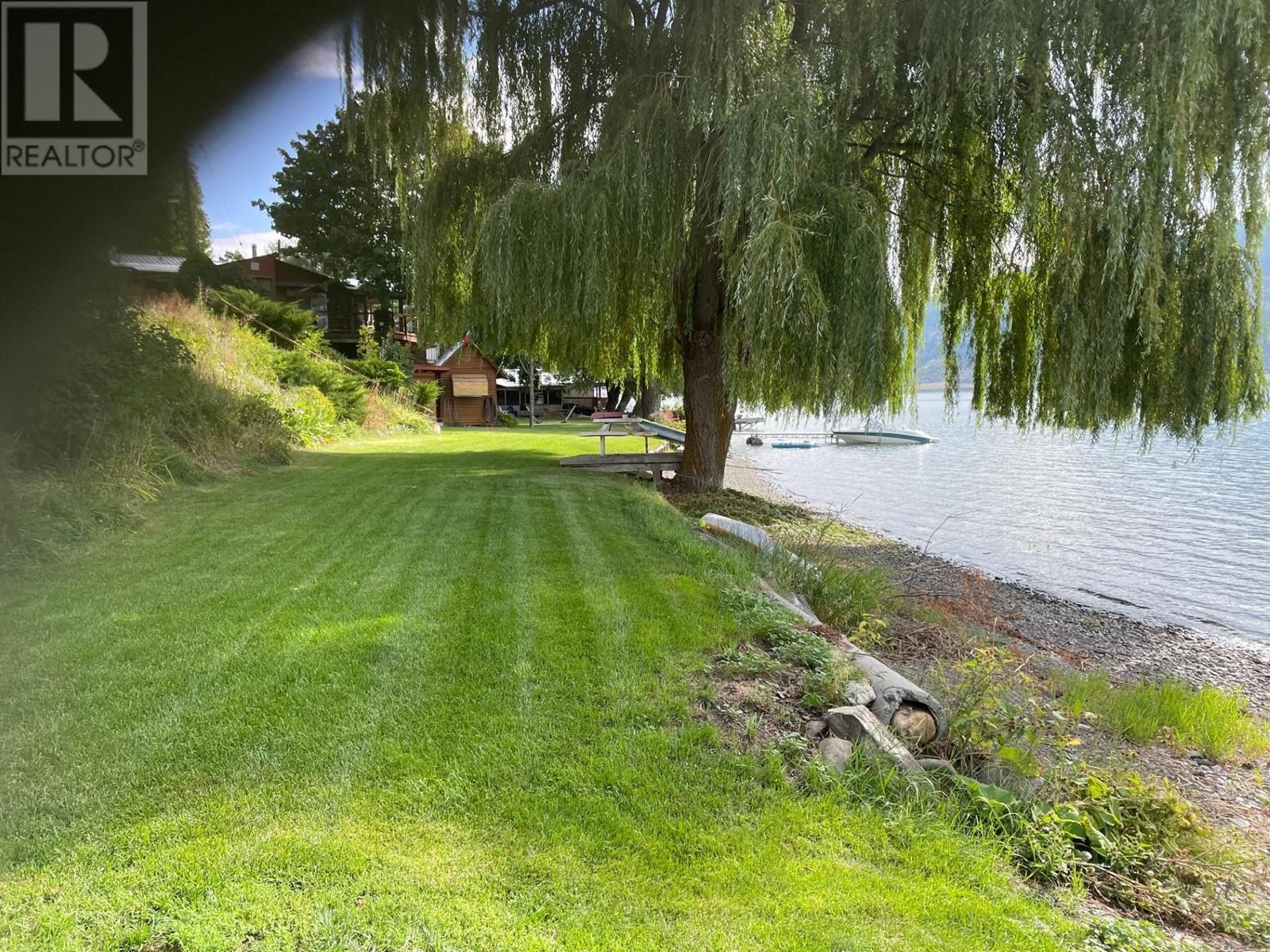 












64 Jenny's Lane

,
Vernon,




British Columbia
V1H2G6

