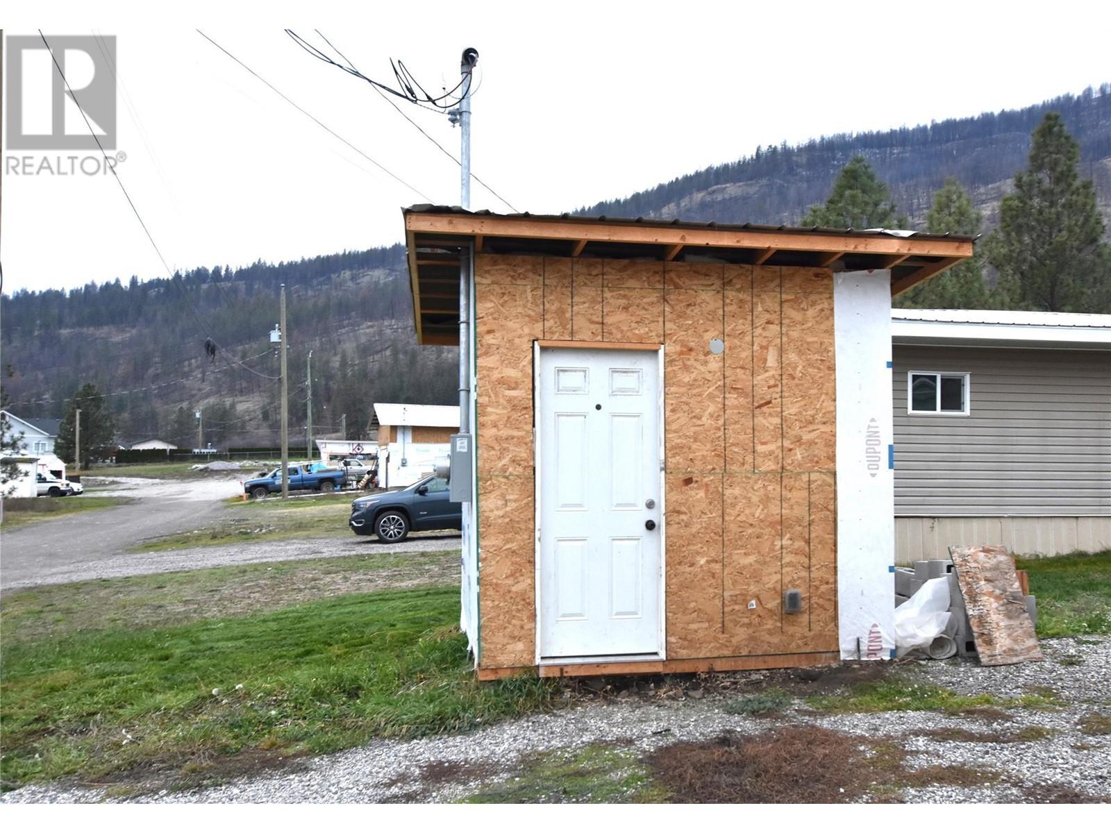 












64 Jenny's Lane

,
Vernon,




British Columbia
V1H2G6

