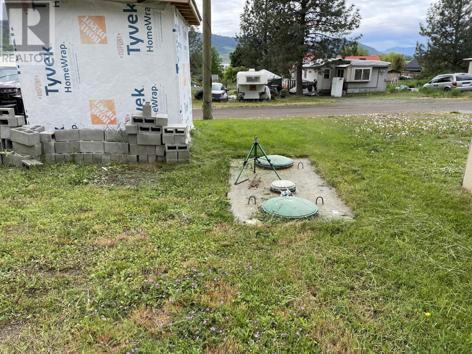 












64 Jenny's Lane

,
Vernon,




British Columbia
V1H2G6

