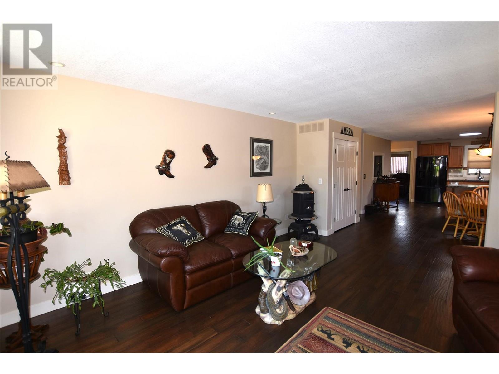 












494 Kingfisher Avenue

,
Vernon,




British Columbia
V1H2A1

