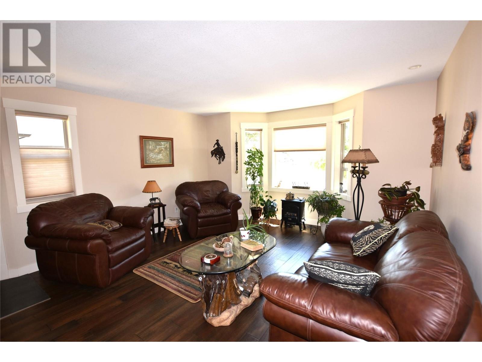 












494 Kingfisher Avenue

,
Vernon,




British Columbia
V1H2A1

