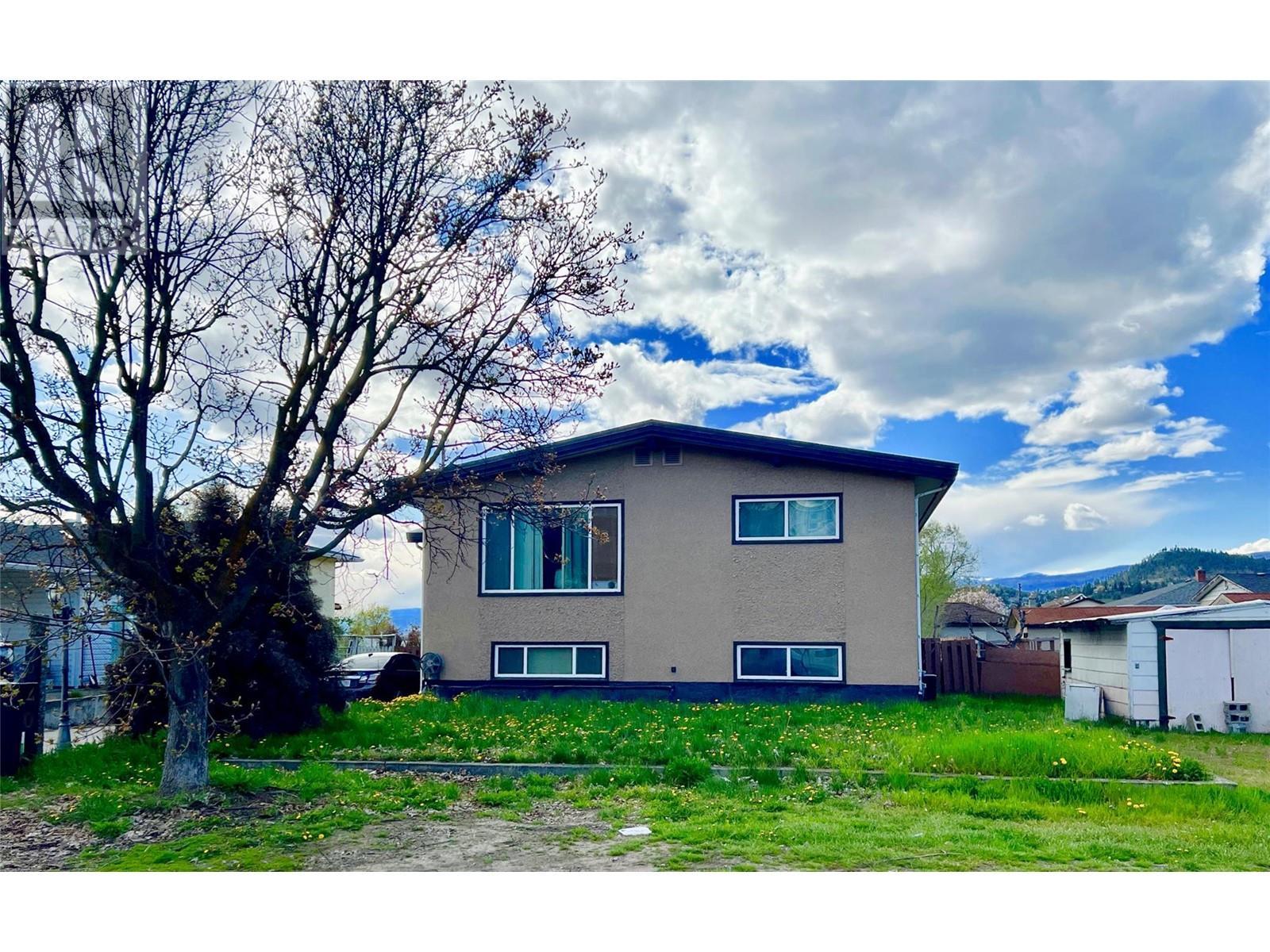 












520 Froelich Road

,
Kelowna,




British Columbia
V1X3M8

