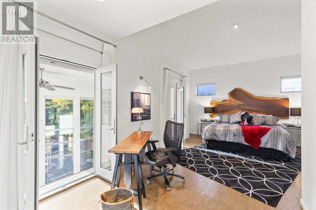 












976 Manhattan Drive

,
Kelowna,




British Columbia
V1Y1H5

