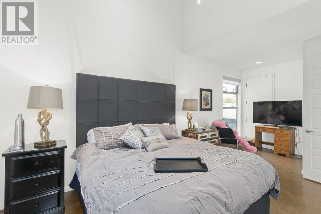 












976 Manhattan Drive

,
Kelowna,




British Columbia
V1Y1H5

