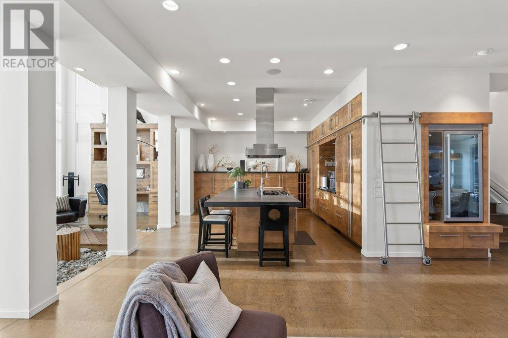 












976 Manhattan Drive

,
Kelowna,




British Columbia
V1Y1H5

