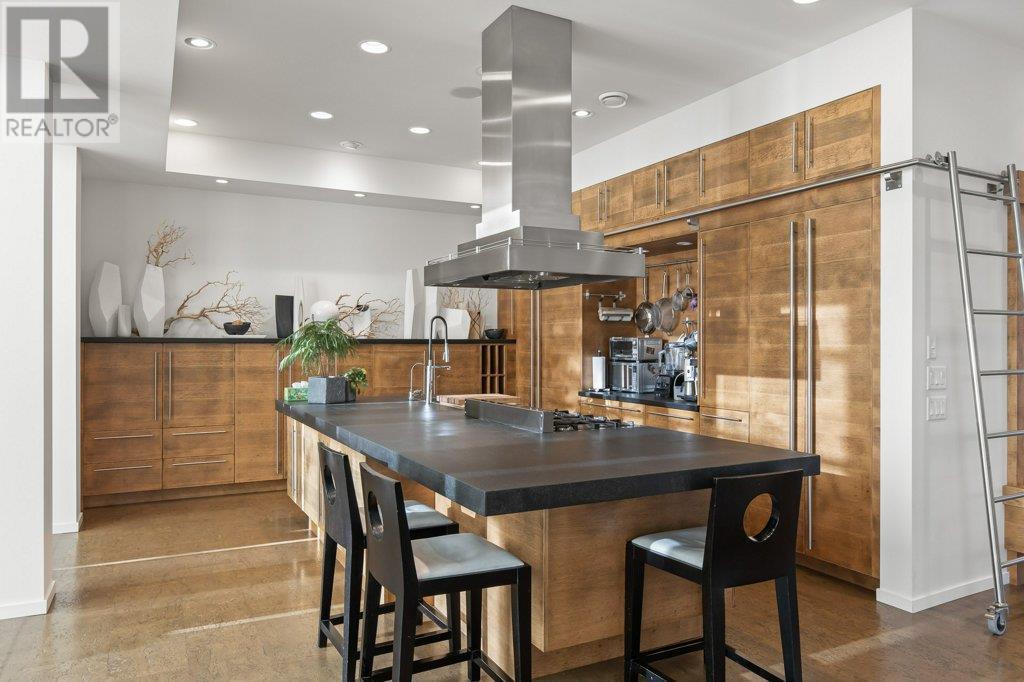 












976 Manhattan Drive

,
Kelowna,




British Columbia
V1Y1H5

