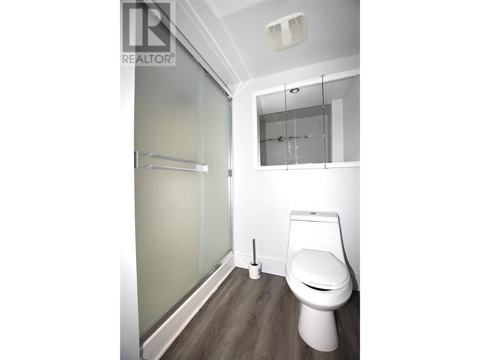 












121 Robins Nest Road

,
Vernon,




British Columbia
V1H2H1


