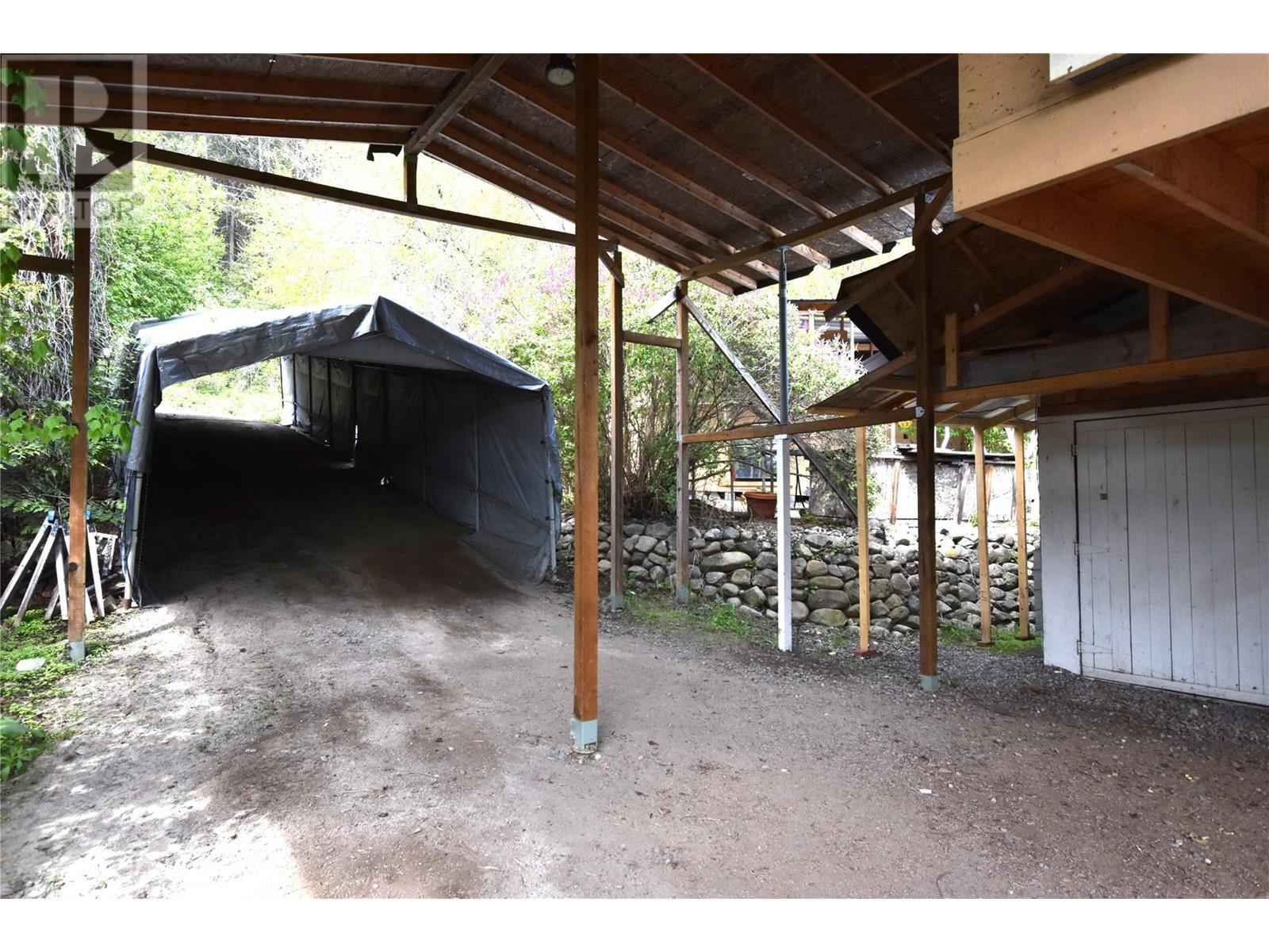 












121 Robins Nest Road

,
Vernon,




British Columbia
V1H2H1

