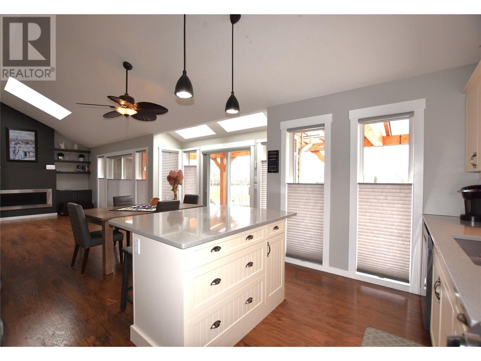












605 Elk Street

,
Vernon,




British Columbia
V1H2A1

