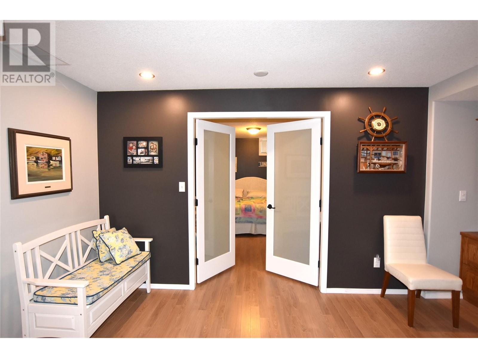 












605 Elk Street

,
Vernon,




British Columbia
V1H2A1

