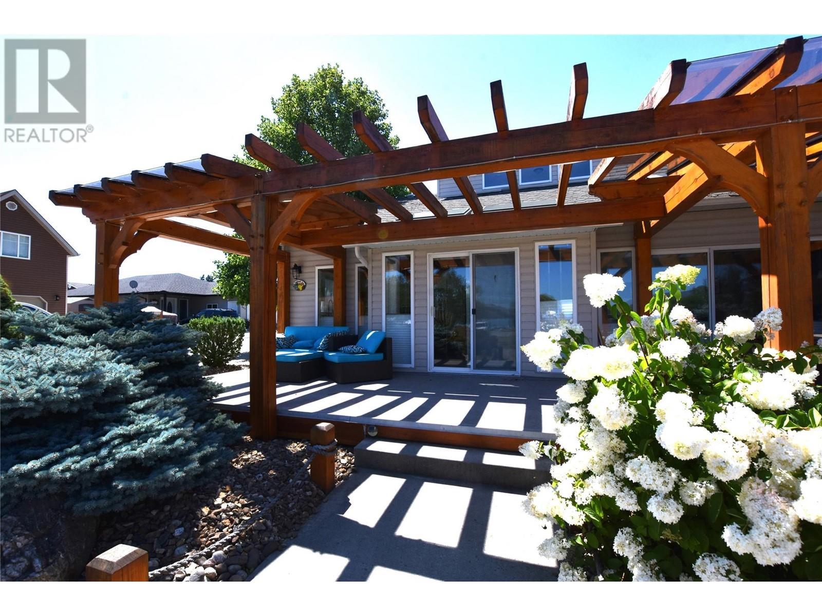 












605 Elk Street

,
Vernon,




British Columbia
V1H2A1

