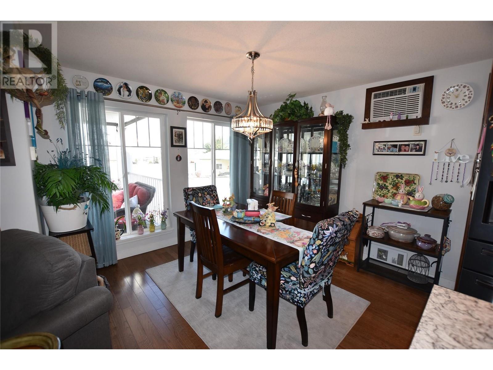 












672 Cougar Street

,
Vernon,




British Columbia
V1H2A1

