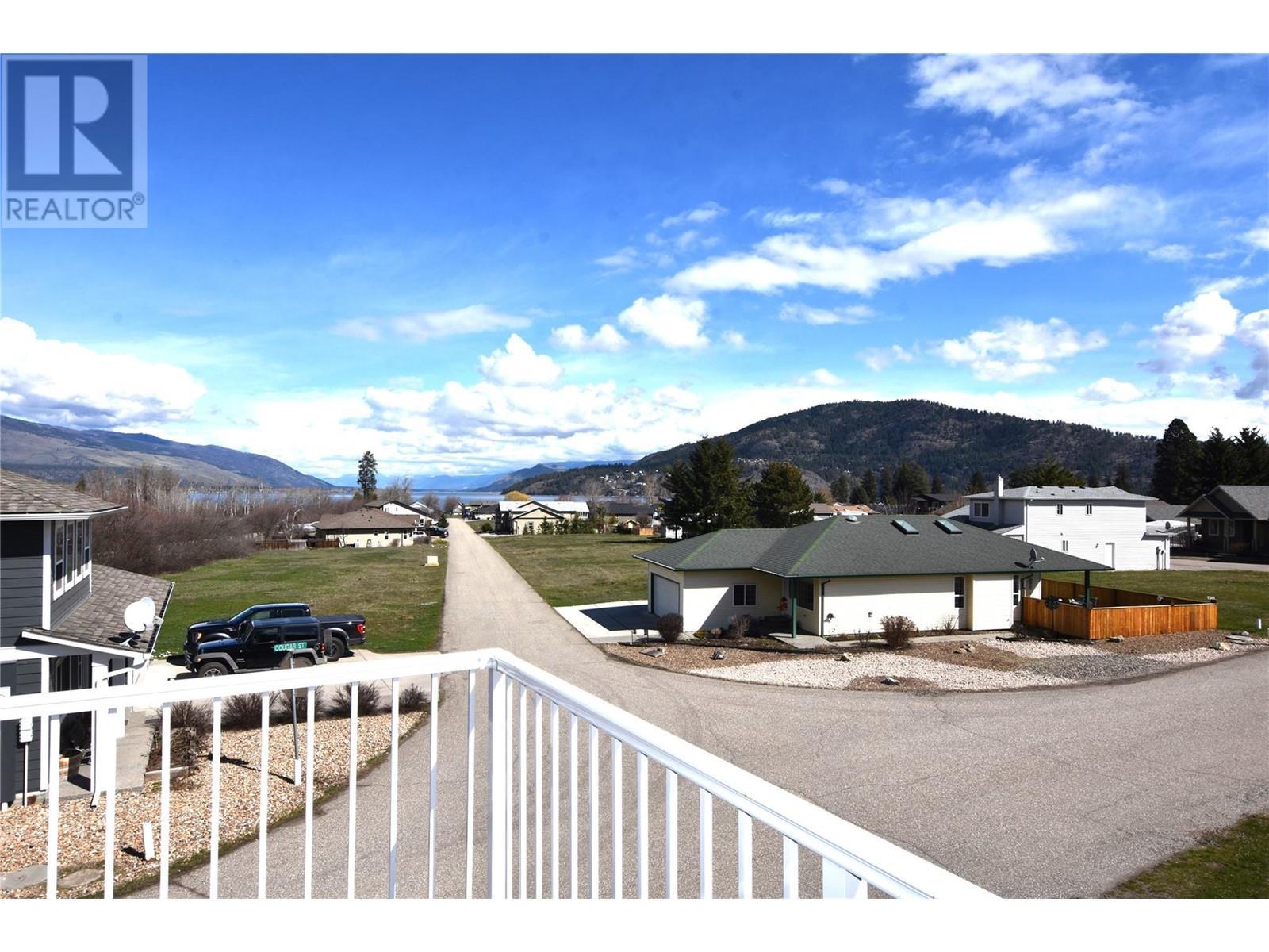 












672 Cougar Street

,
Vernon,




British Columbia
V1H2A1

