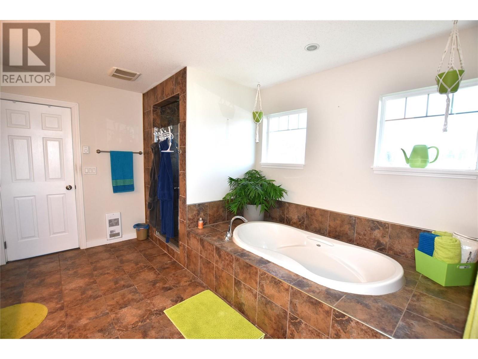 












672 Cougar Street

,
Vernon,




British Columbia
V1H2A1

