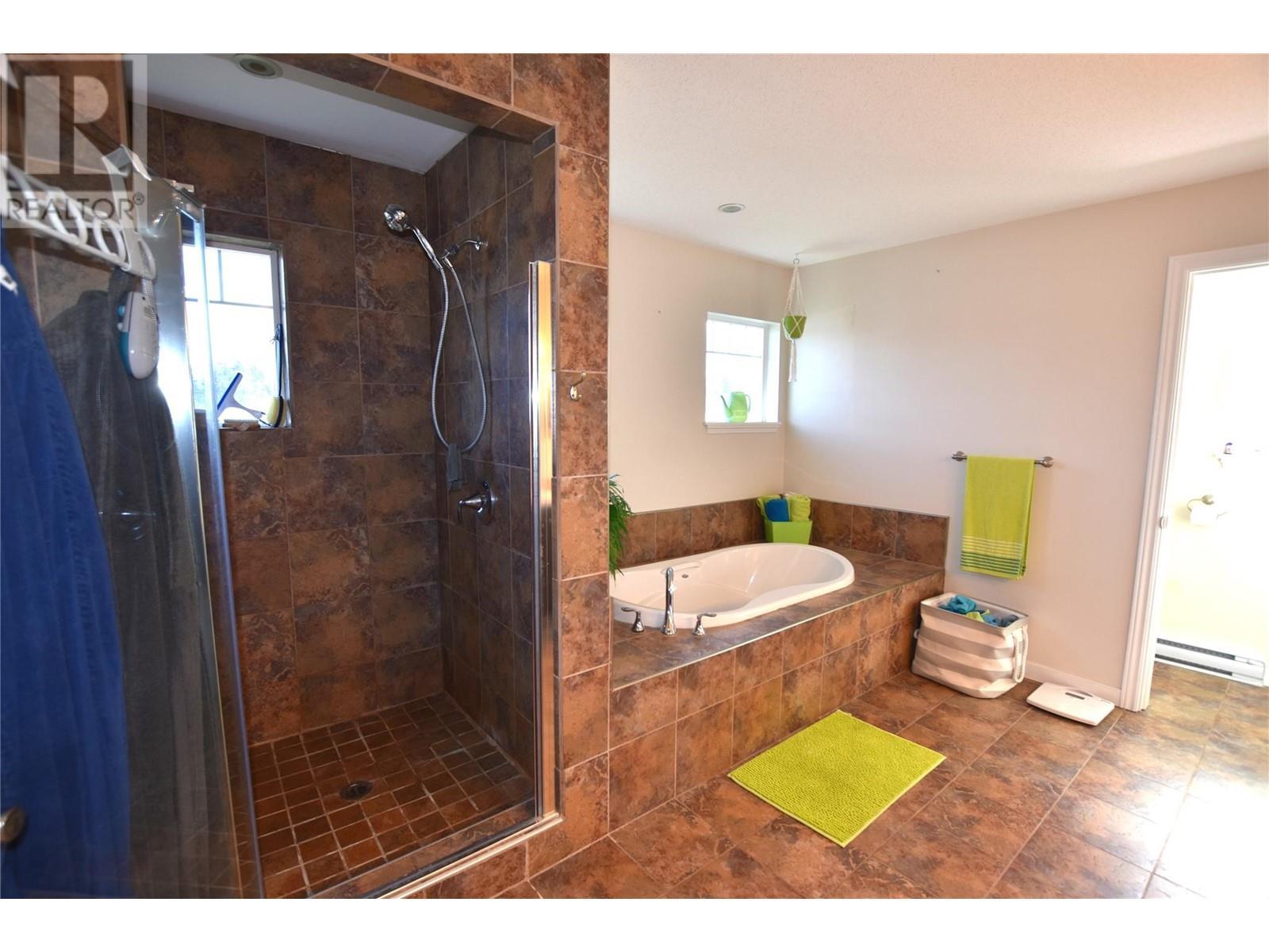 












672 Cougar Street

,
Vernon,




British Columbia
V1H2A1

