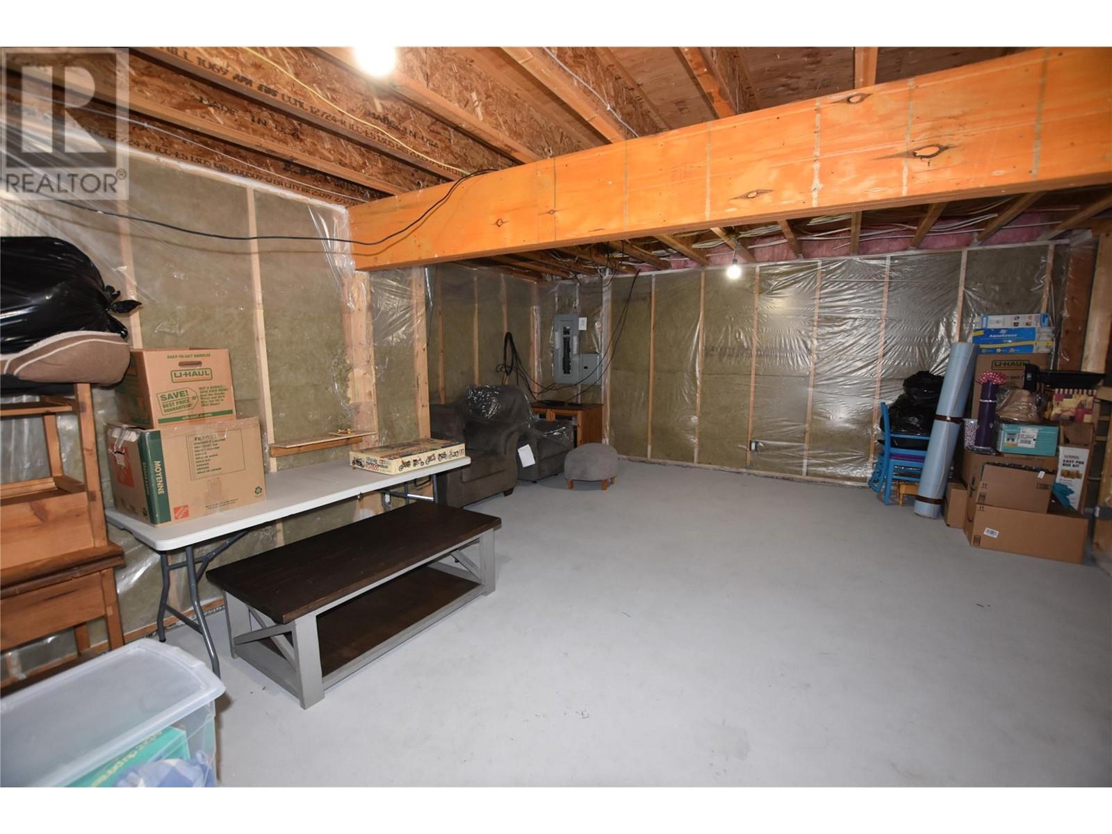 












672 Cougar Street

,
Vernon,




British Columbia
V1H2A1

