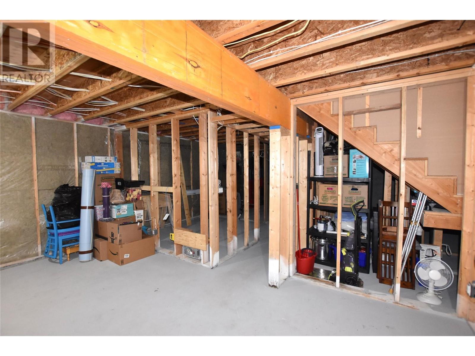 












672 Cougar Street

,
Vernon,




British Columbia
V1H2A1

