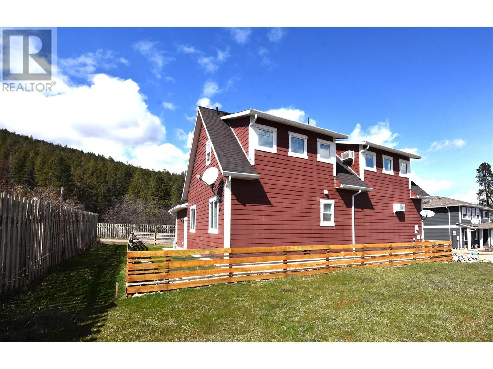 












672 Cougar Street

,
Vernon,




British Columbia
V1H2A1

