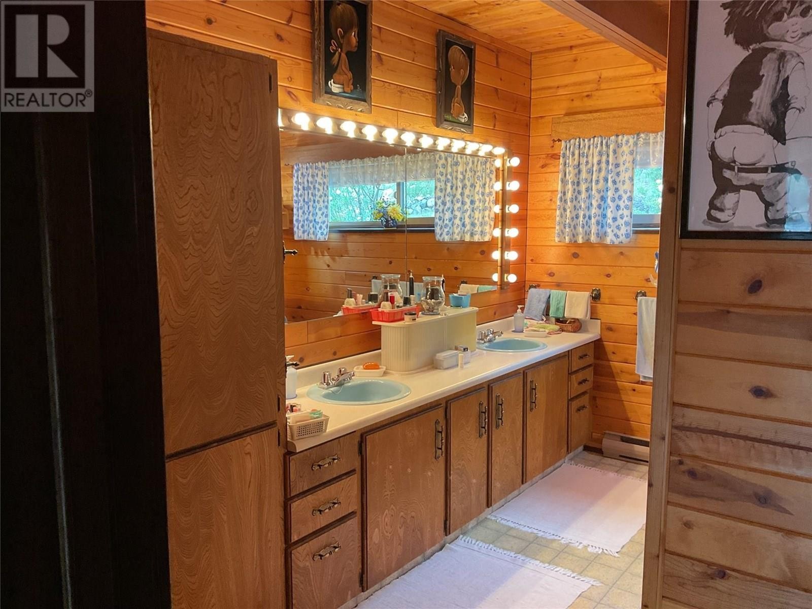 












4158 PRINCETON SUMMERLAND Road

,
Princeton,




British Columbia
V0X1W0

