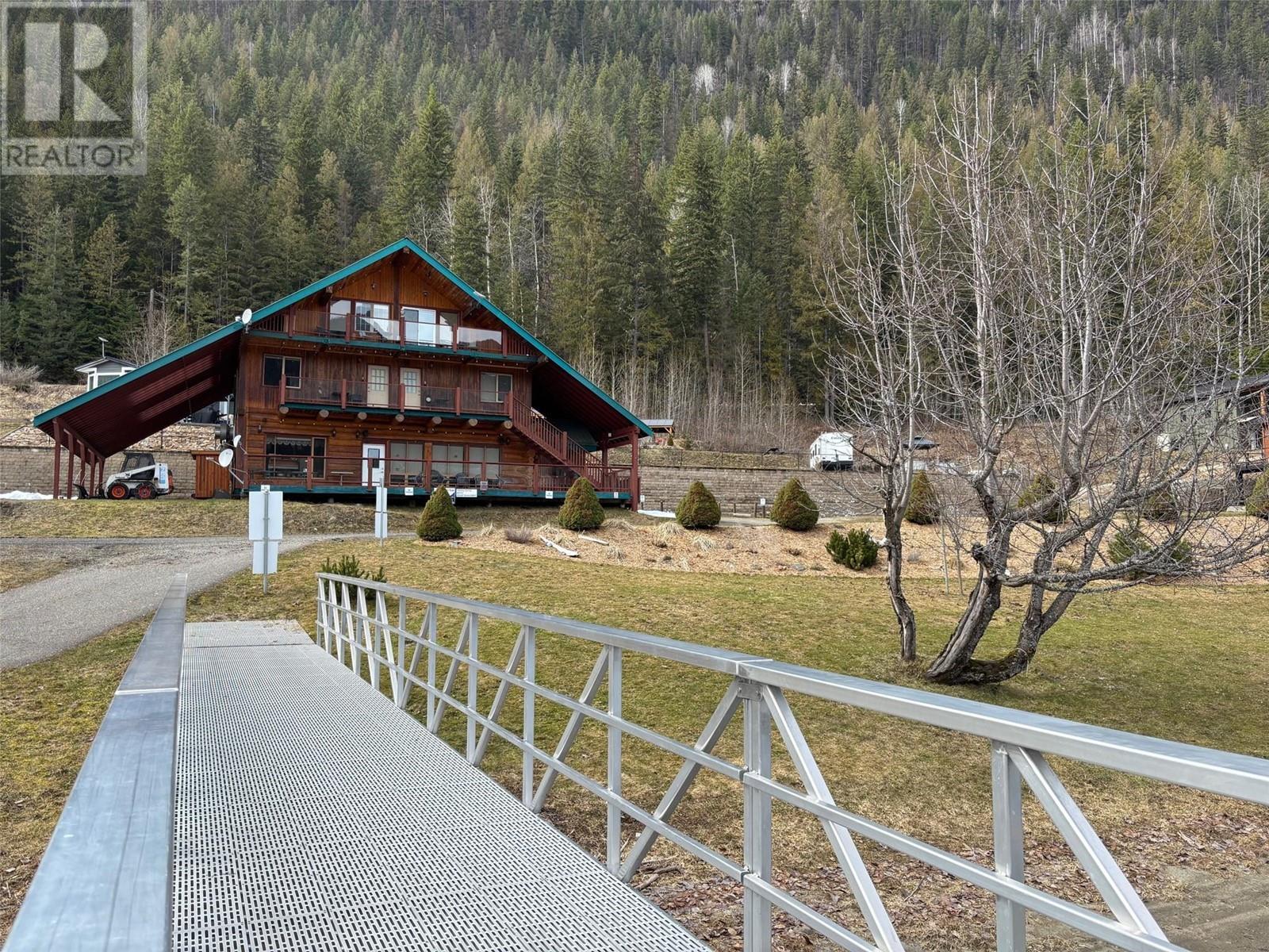 












1681 Sugar Lake Road Unit# 3

,
Lumby,







British Columbia
V0E2G2

