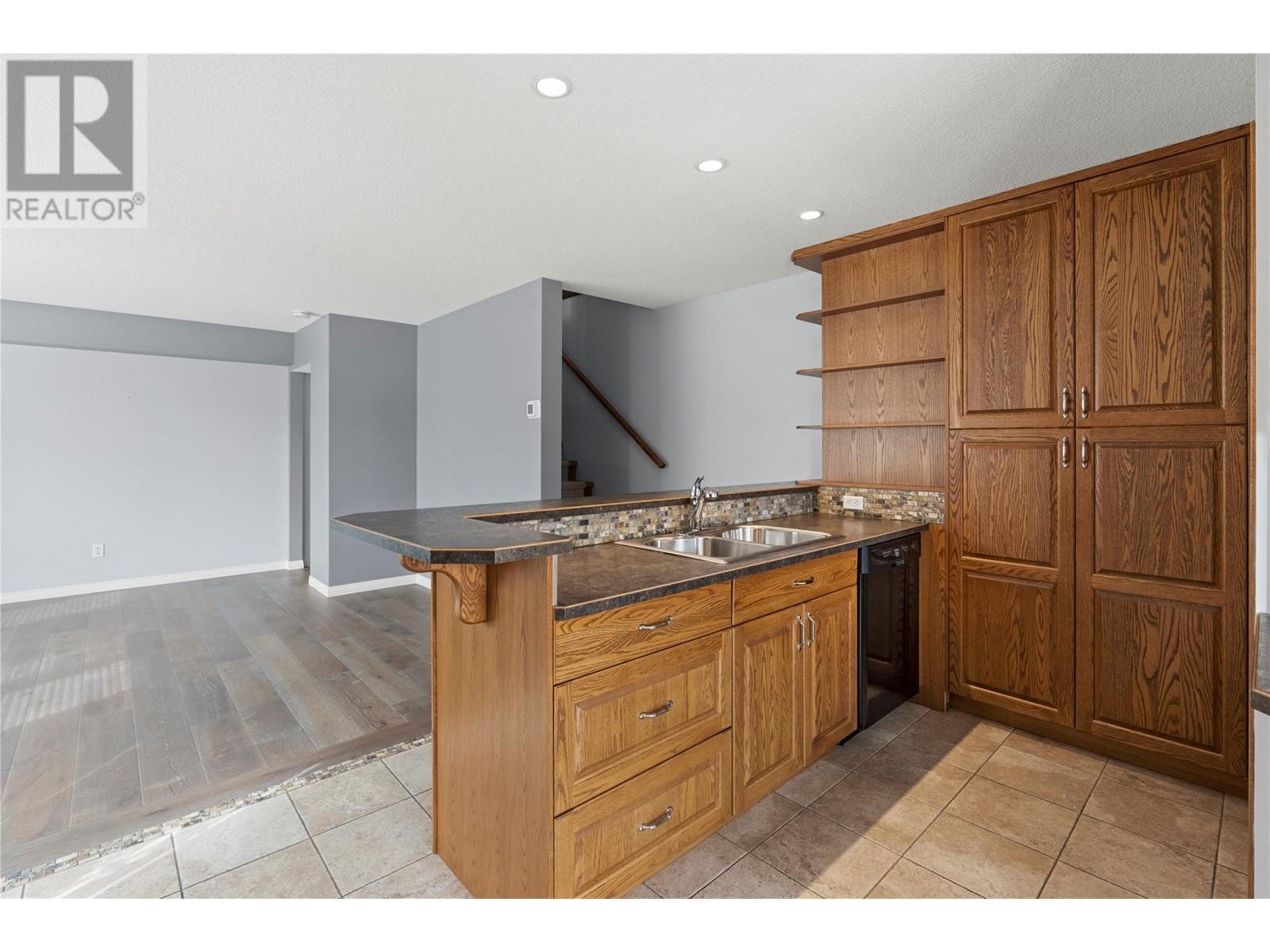 












114 Elk Street

,
Vernon,




British Columbia
V1H2A1

