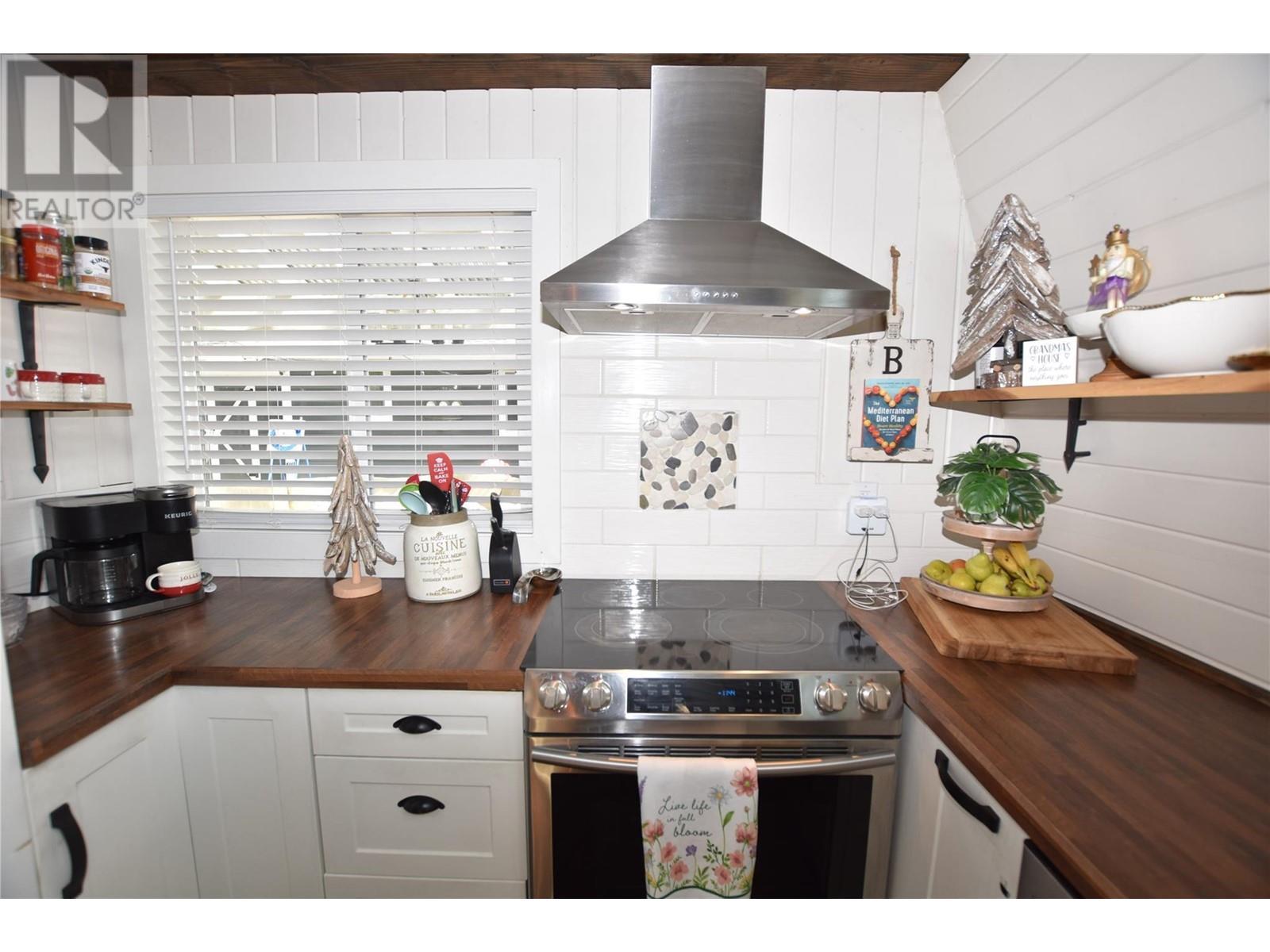 












39 Brewer Trail

,
Vernon,




British Columbia
V1H2G6

