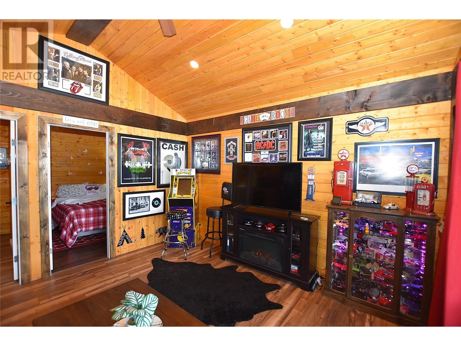 












39 Brewer Trail

,
Vernon,




British Columbia
V1H2G6

