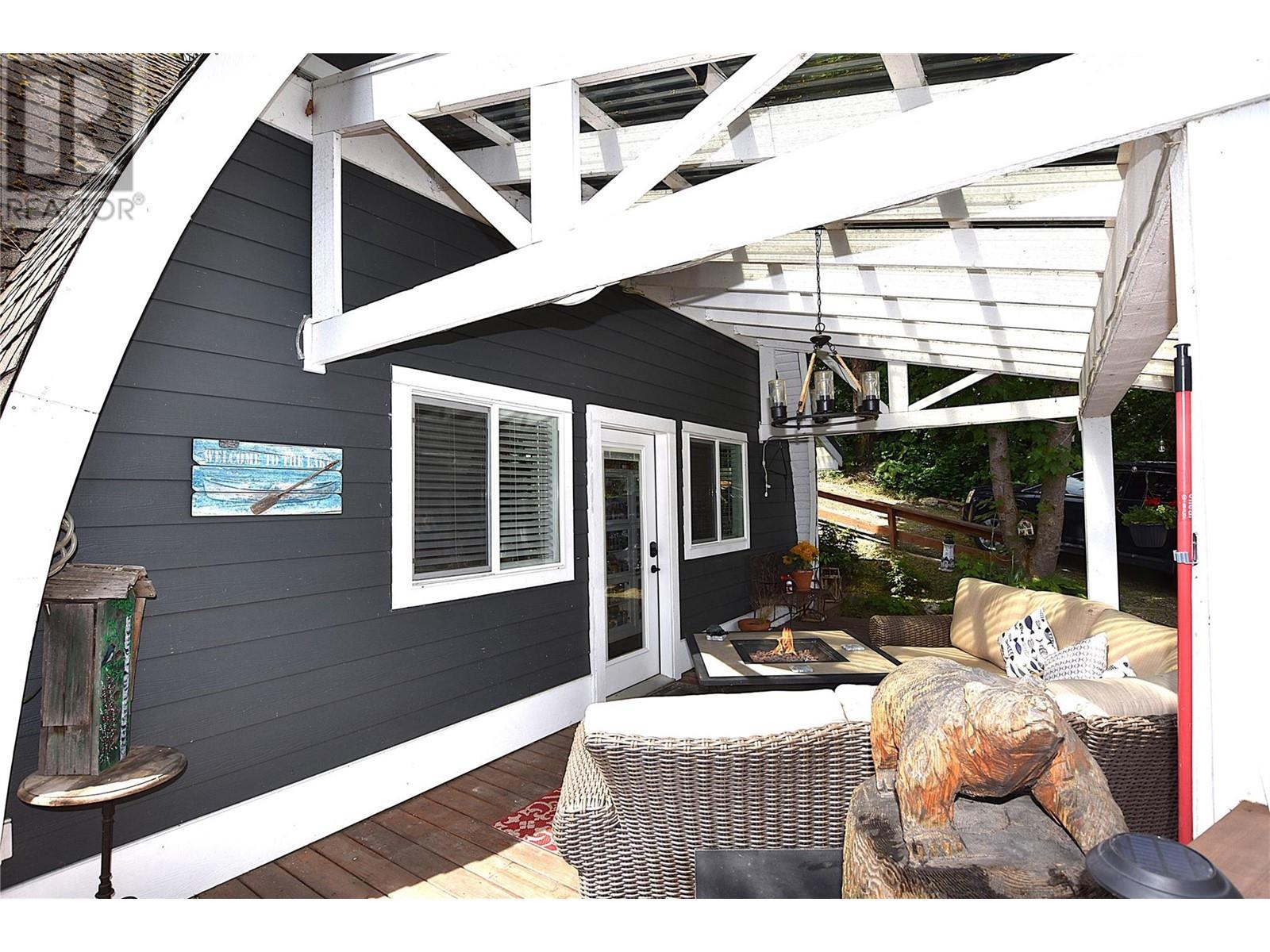 












39 Brewer Trail

,
Vernon,




British Columbia
V1H2G6

