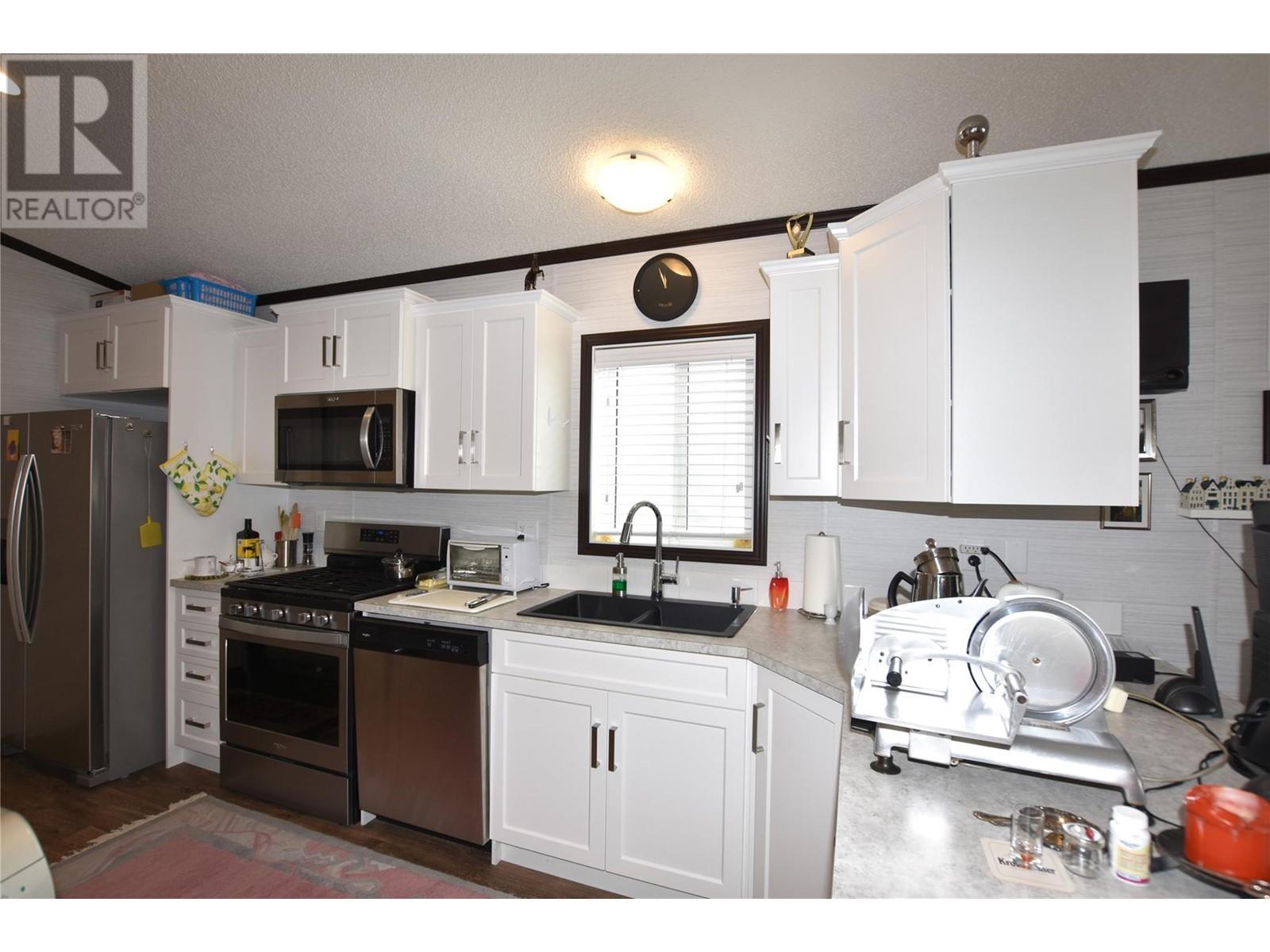 












65 Antoine Road Unit# 7

,
Vernon,




British Columbia
V1H2A3

