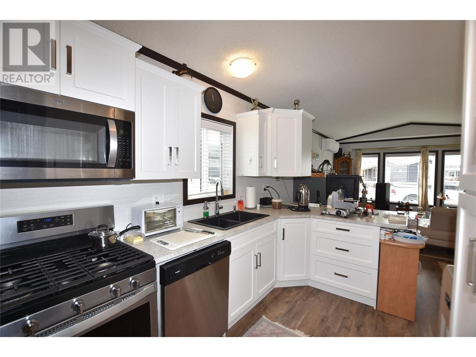 












65 Antoine Road Unit# 7

,
Vernon,




British Columbia
V1H2A3

