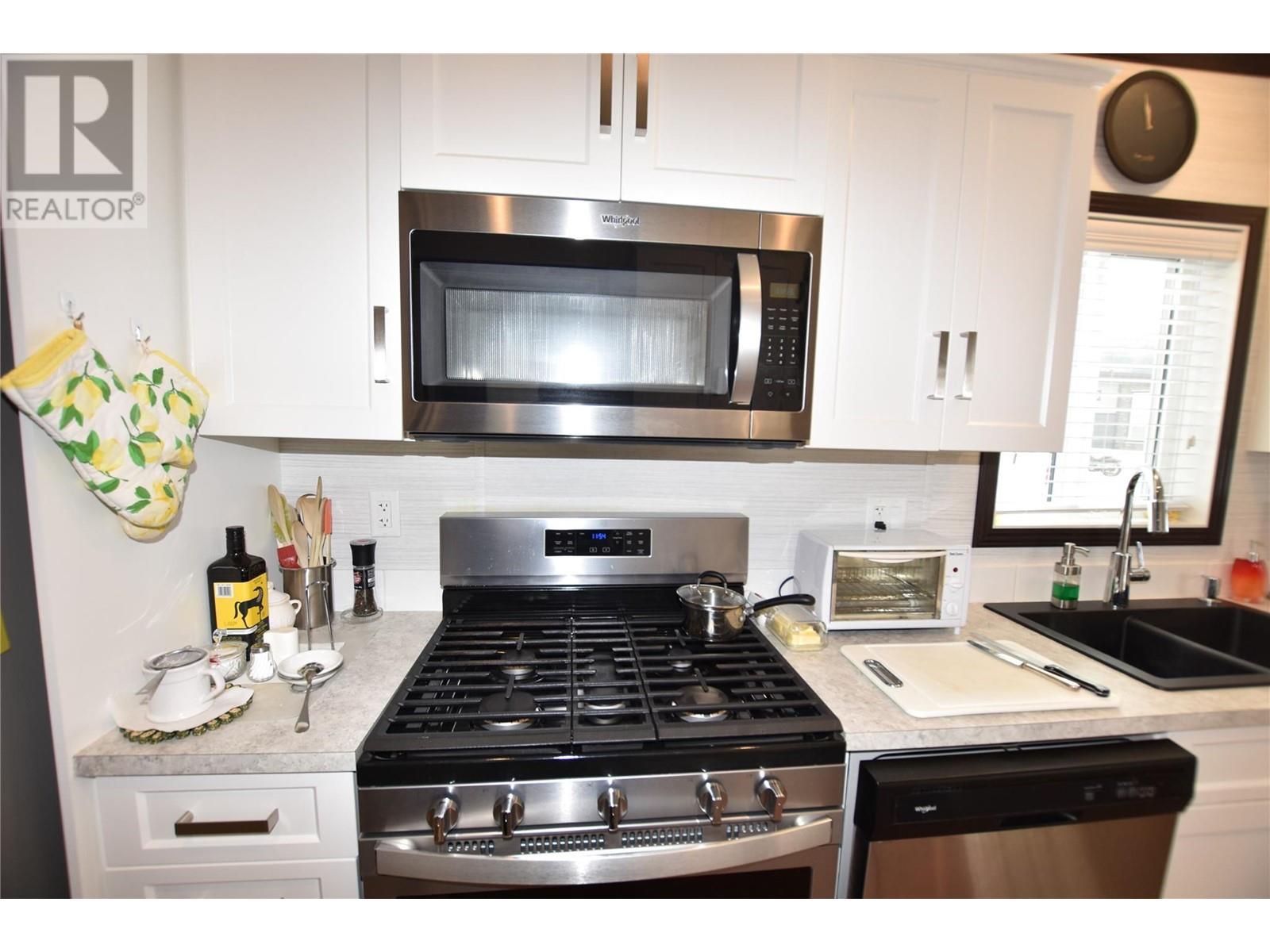 












65 Antoine Road Unit# 7

,
Vernon,




British Columbia
V1H2A3

