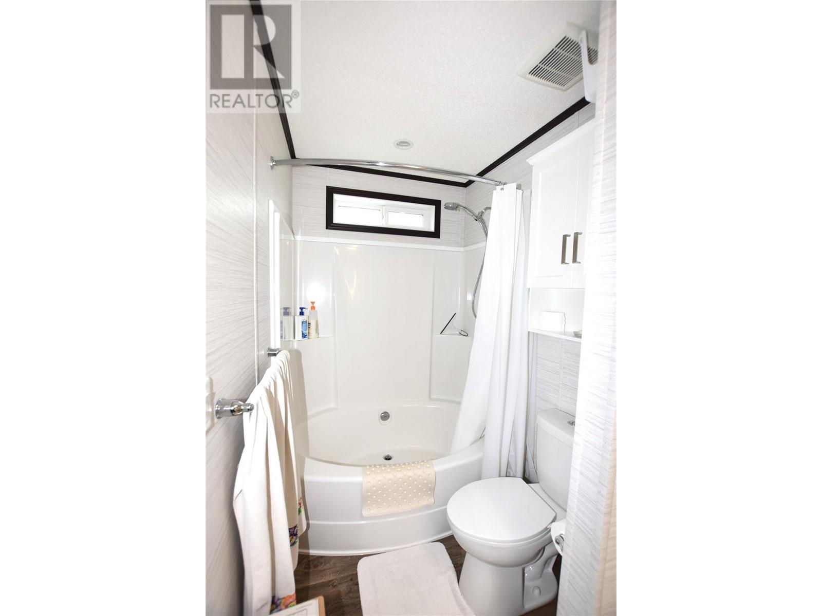 












65 Antoine Road Unit# 7

,
Vernon,




British Columbia
V1H2A3

