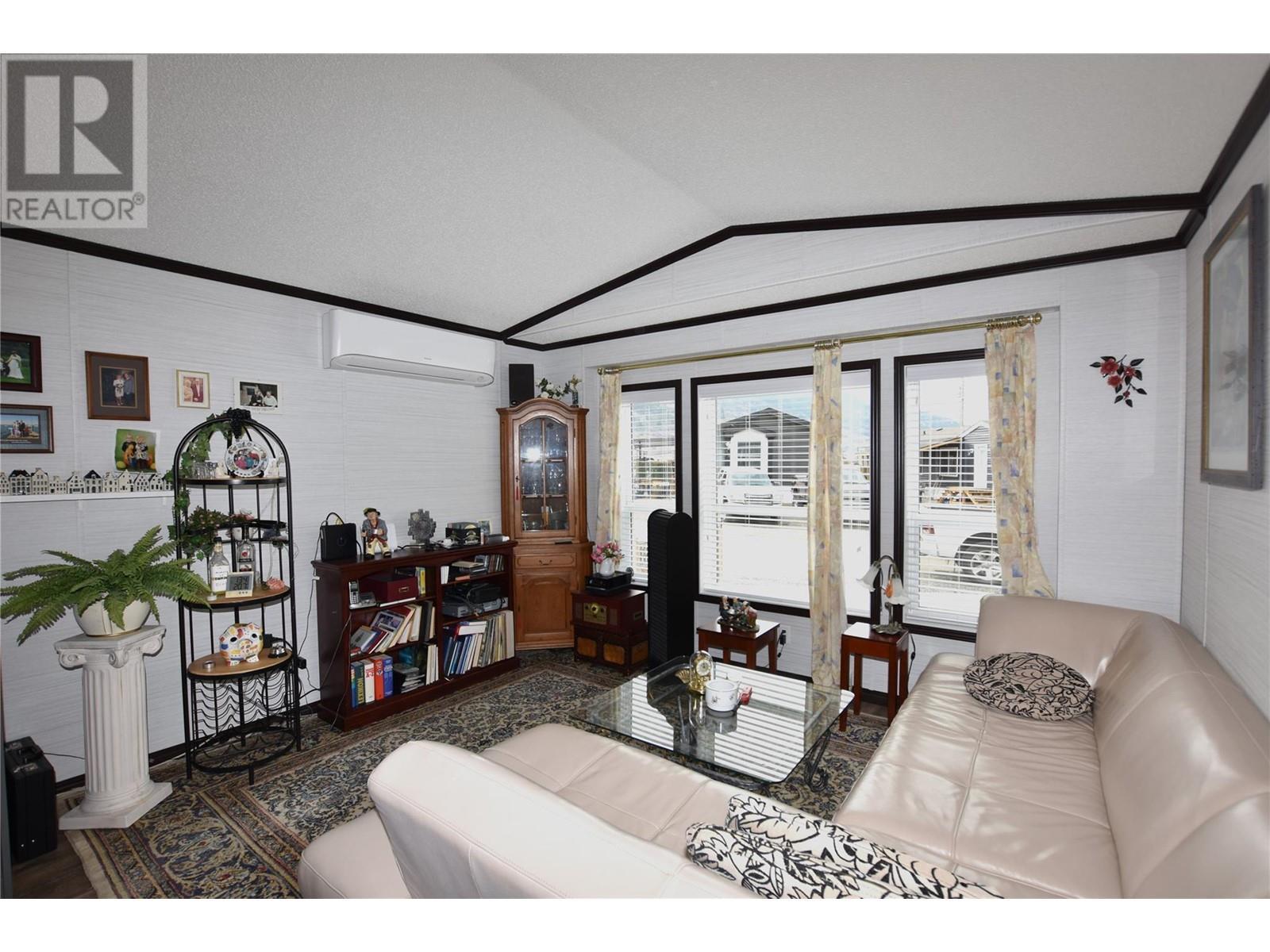 












65 Antoine Road Unit# 7

,
Vernon,




British Columbia
V1H2A3

