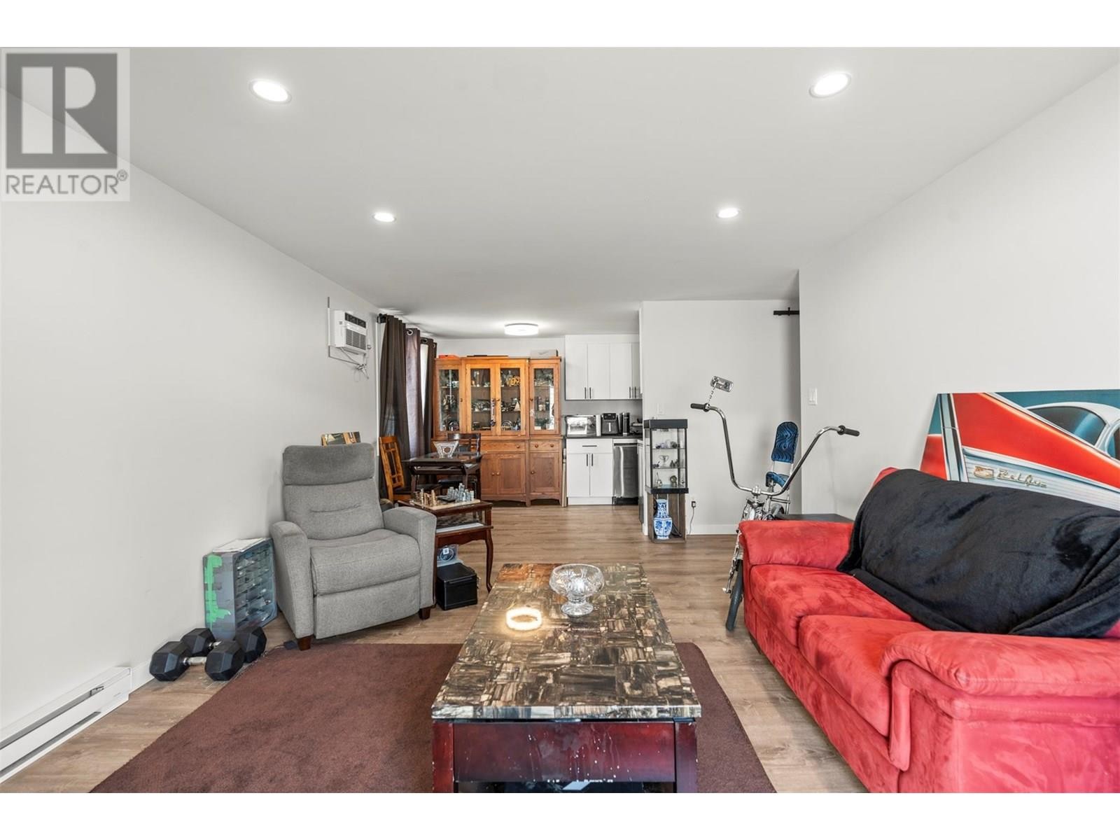 












4101 Alexis Park Drive Unit# 103

,
Vernon,




British Columbia
V1T6H2


