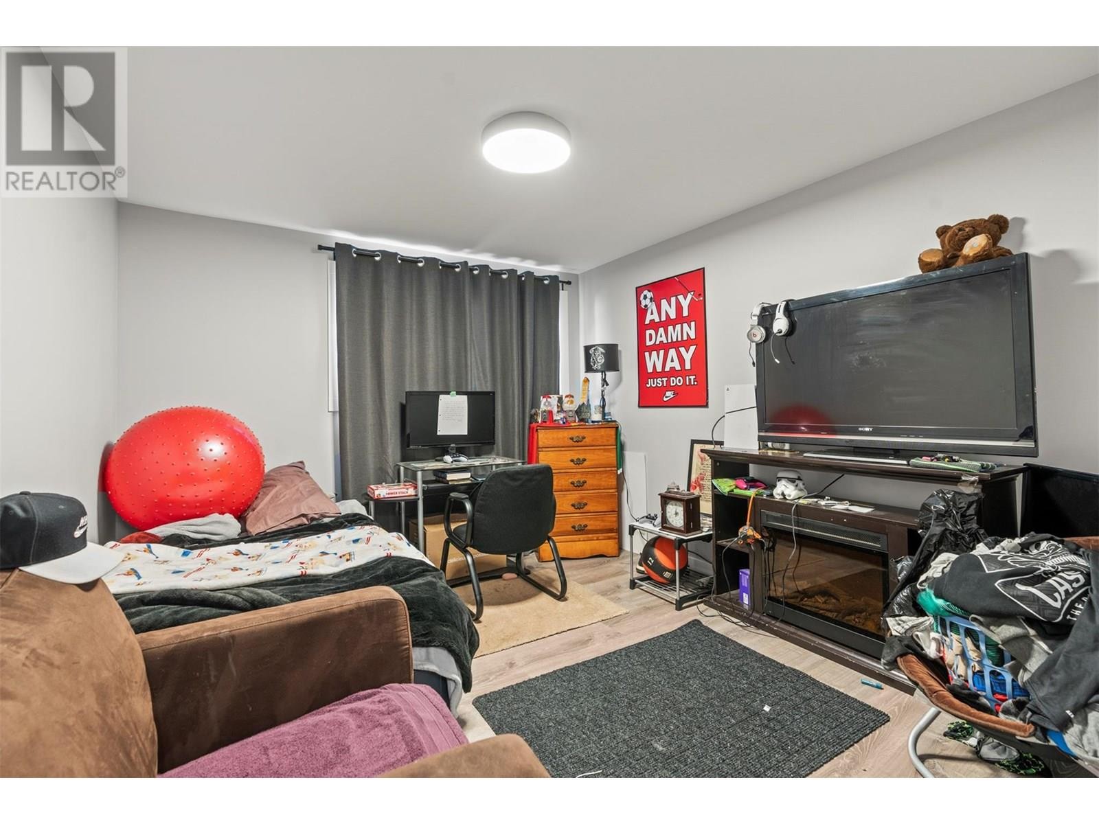 












4101 Alexis Park Drive Unit# 103

,
Vernon,




British Columbia
V1T6H2

