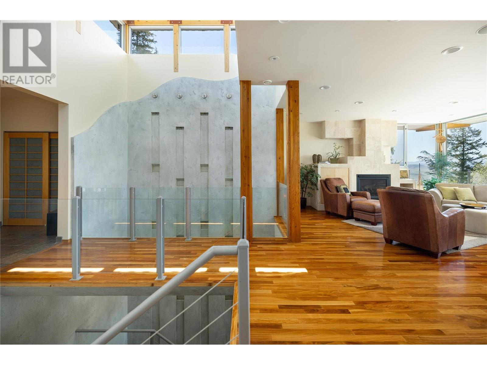 












5454 Kingsview Road

,
Vernon,




British Columbia
V1B3J5

