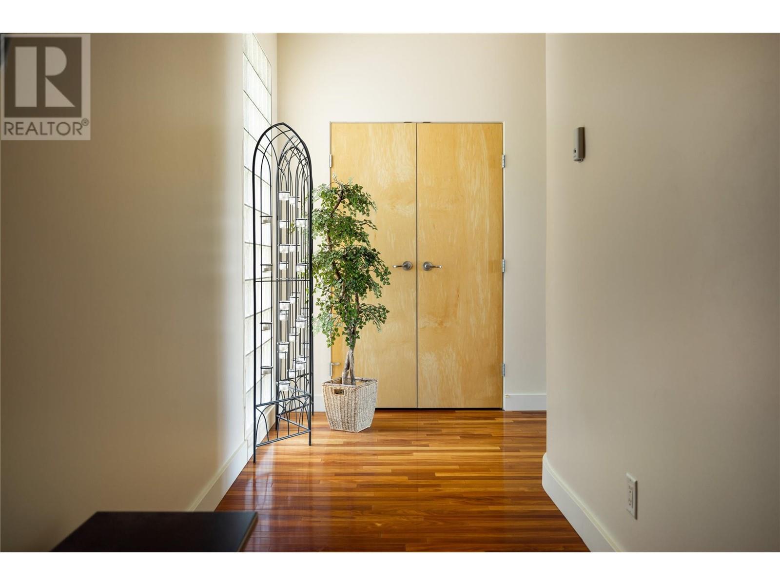 












5454 Kingsview Road

,
Vernon,




British Columbia
V1B3J5

