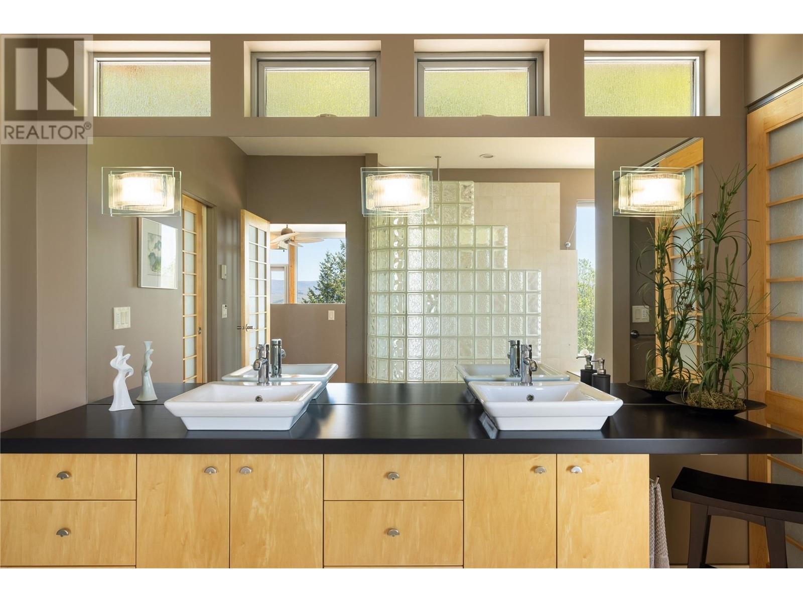 












5454 Kingsview Road

,
Vernon,




British Columbia
V1B3J5

