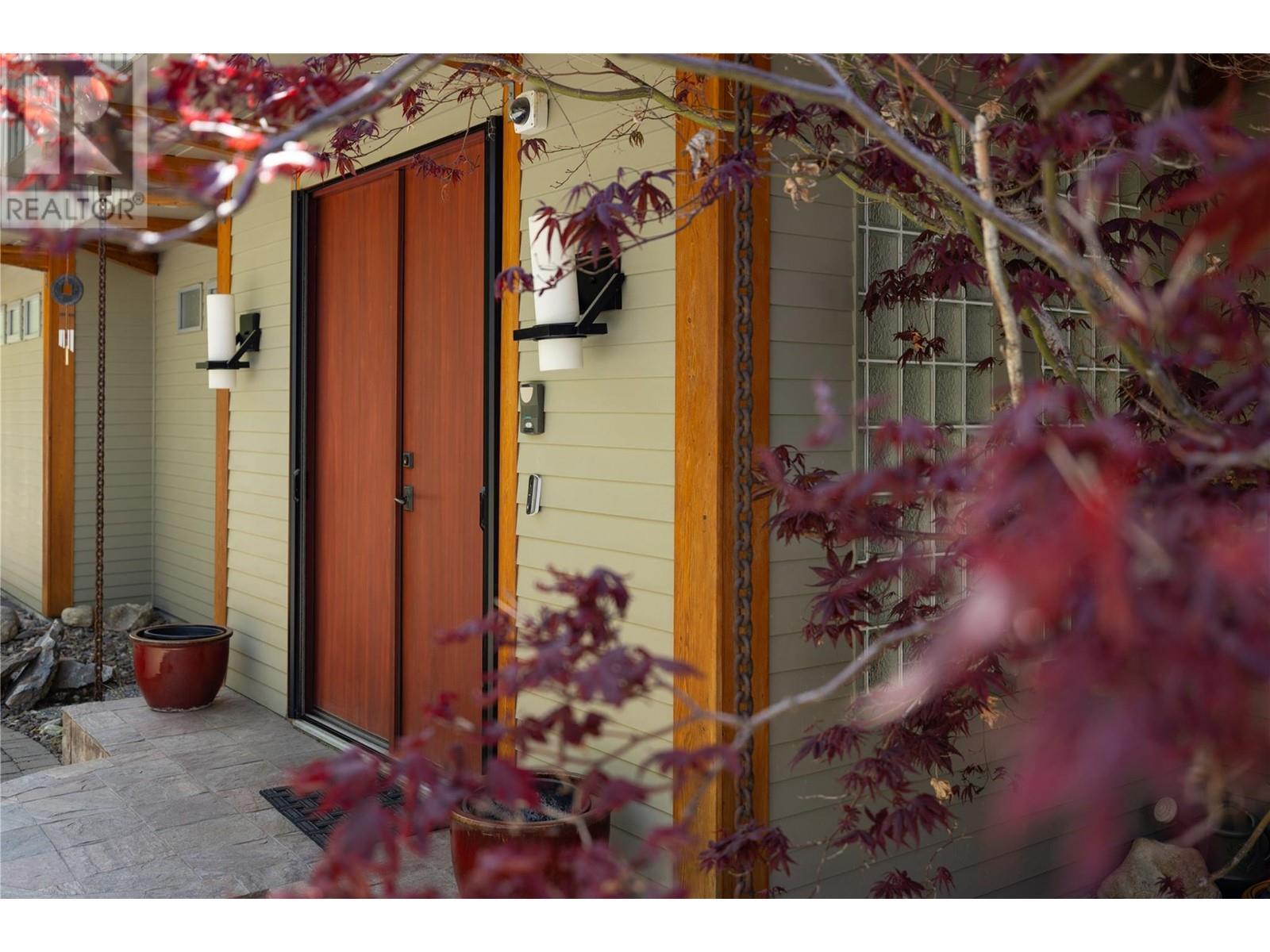 












5454 Kingsview Road

,
Vernon,




British Columbia
V1B3J5

