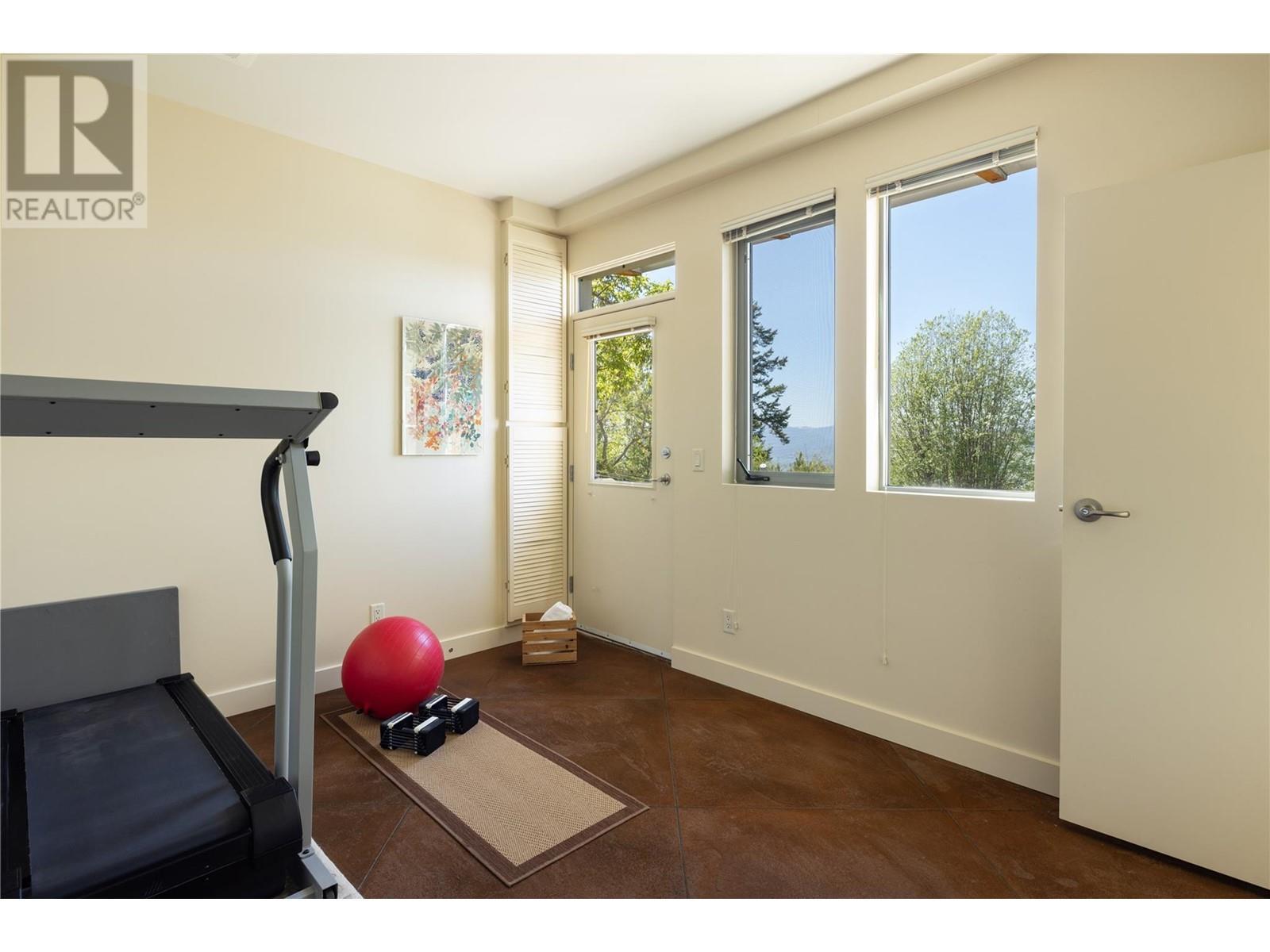 












5454 Kingsview Road

,
Vernon,




British Columbia
V1B3J5

