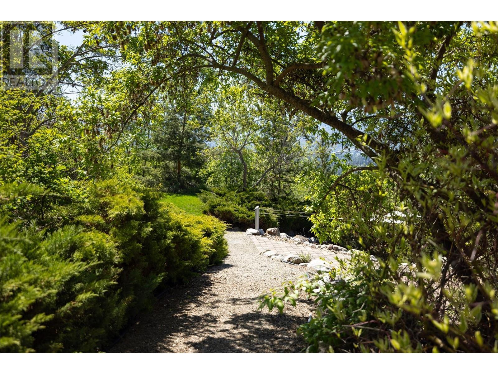 












5454 Kingsview Road

,
Vernon,




British Columbia
V1B3J5

